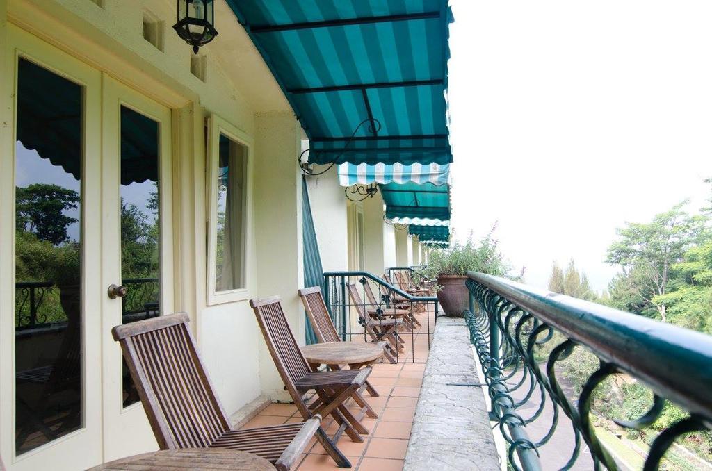 Club Bali Suites At Kota Bunga Cipanas  Εξωτερικό φωτογραφία