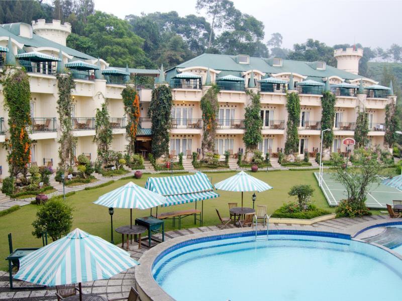 Club Bali Suites At Kota Bunga Cipanas  Εξωτερικό φωτογραφία
